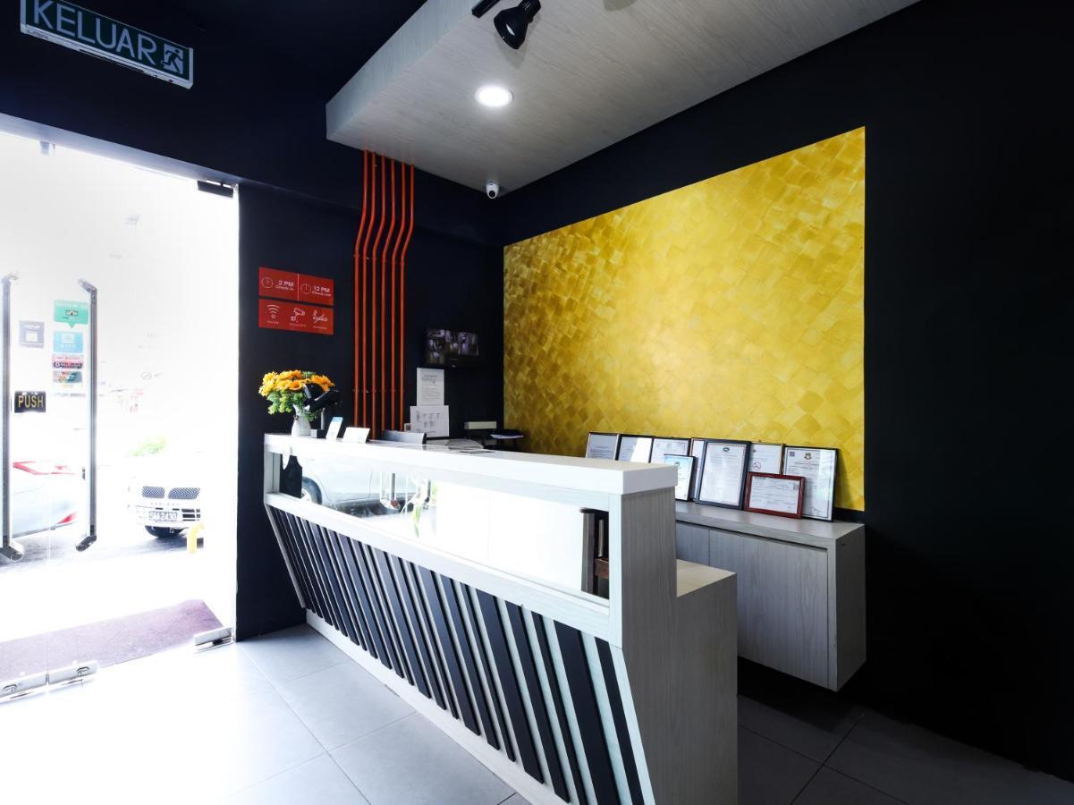 Oyo727大王花酒店 亞庇 外观 照片